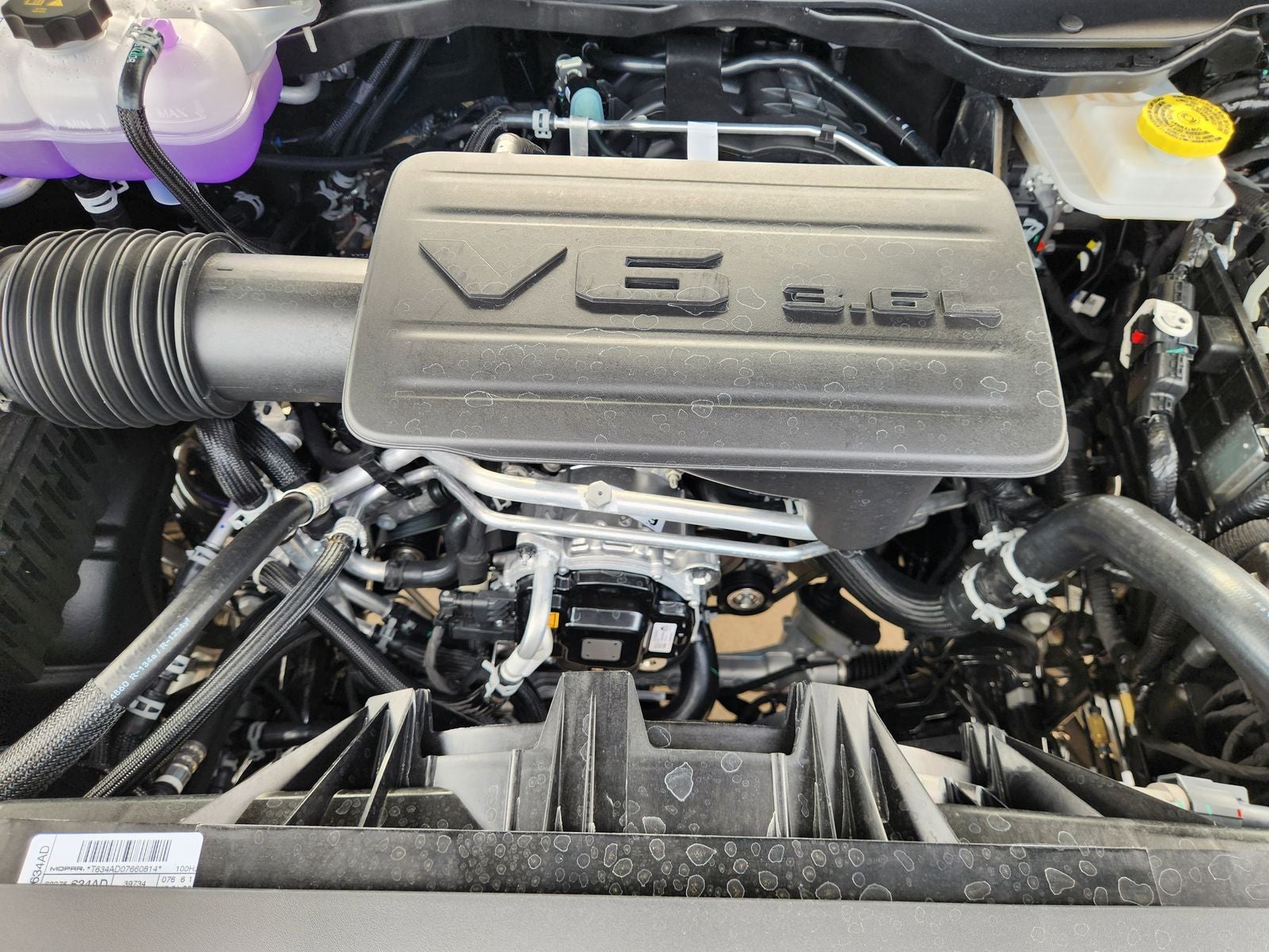 2026 RAM Ram 1500 RAM 1500 LONE STAR CREW CAB 4X2 5'7' BOX