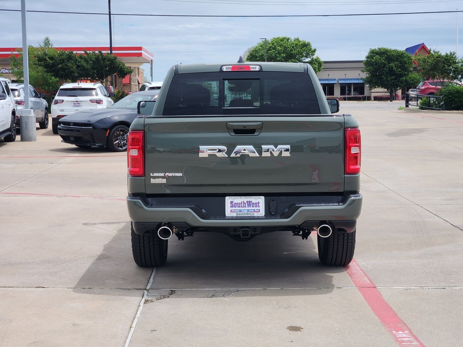2026 RAM Ram 1500 RAM 1500 LONE STAR CREW CAB 4X2 5'7' BOX