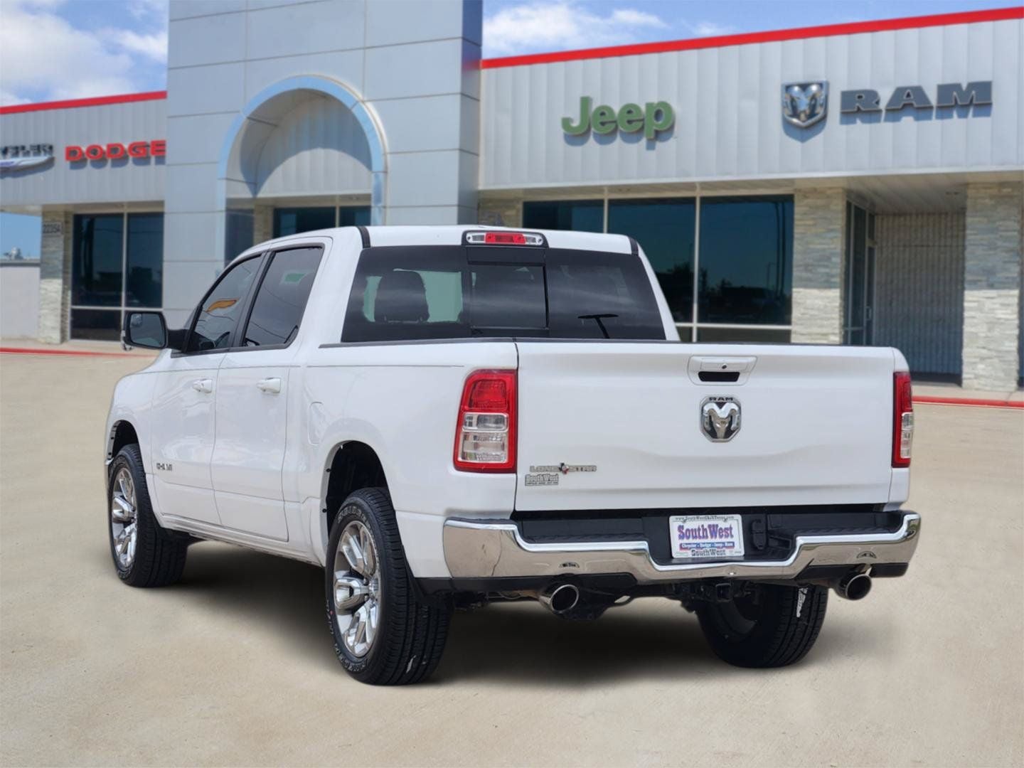2022 RAM Ram 1500 Lone Star Crew Cab 4x2 5'7' Box