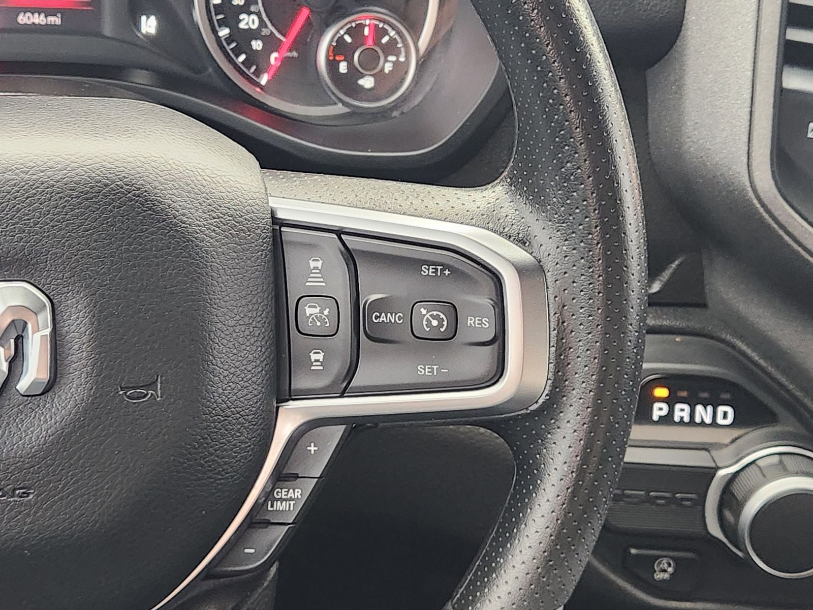 2025 RAM Ram 1500 Tradesman Crew Cab 4x2 5'7' Box