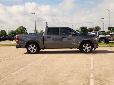 2022 RAM Ram 1500 Laramie Crew Cab 4x2 5'7' Box