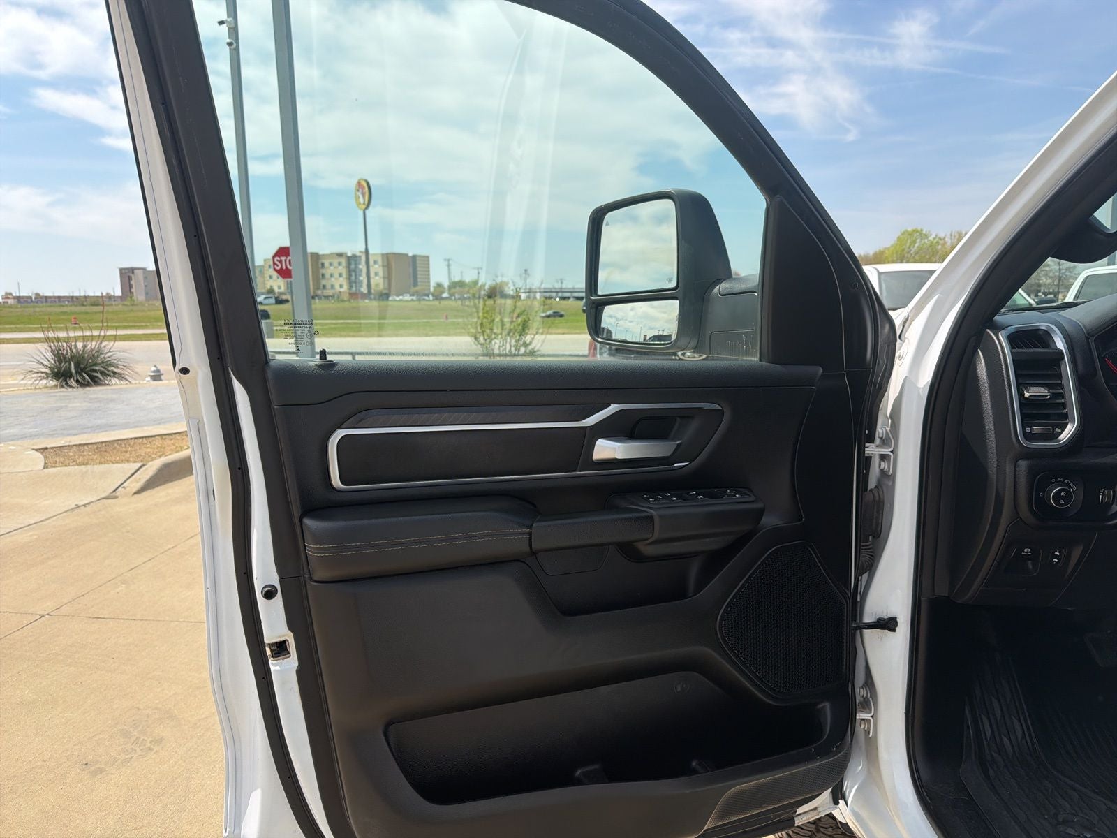 2025 RAM Ram 1500 Lone Star Crew Cab 4x4 5'7' Box
