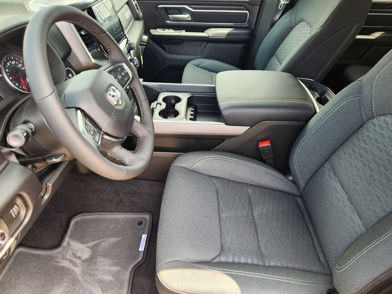 2026 RAM Ram 1500 RAM 1500 LONE STAR CREW CAB 4X4 5'7' BOX