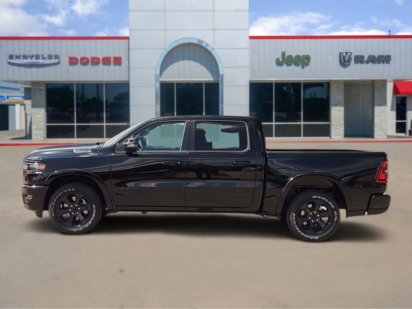 2026 RAM Ram 1500 RAM 1500 LONE STAR CREW CAB 4X4 5'7' BOX