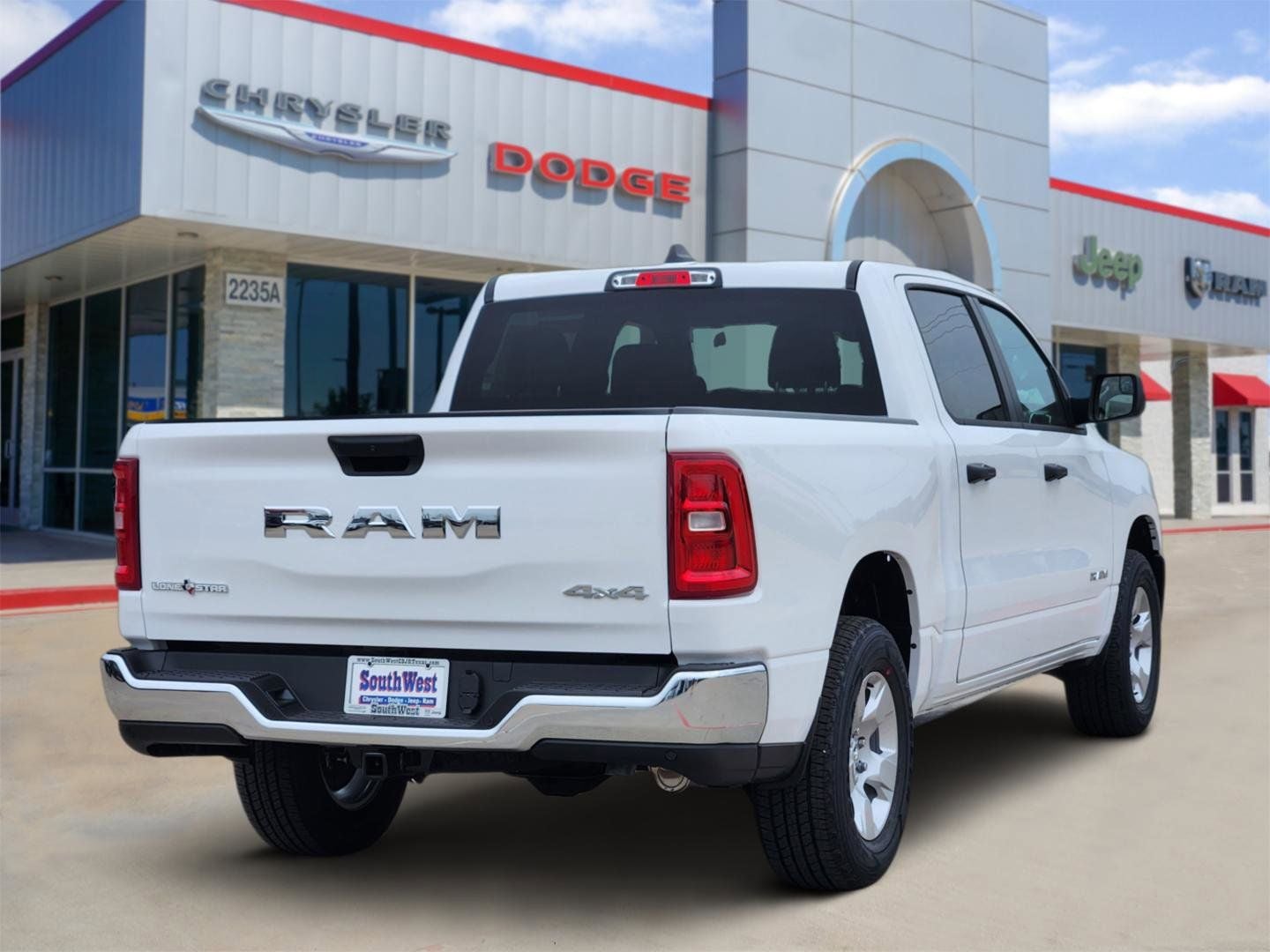 2026 RAM Ram 1500 RAM 1500 LONE STAR CREW CAB 4X4 5'7' BOX