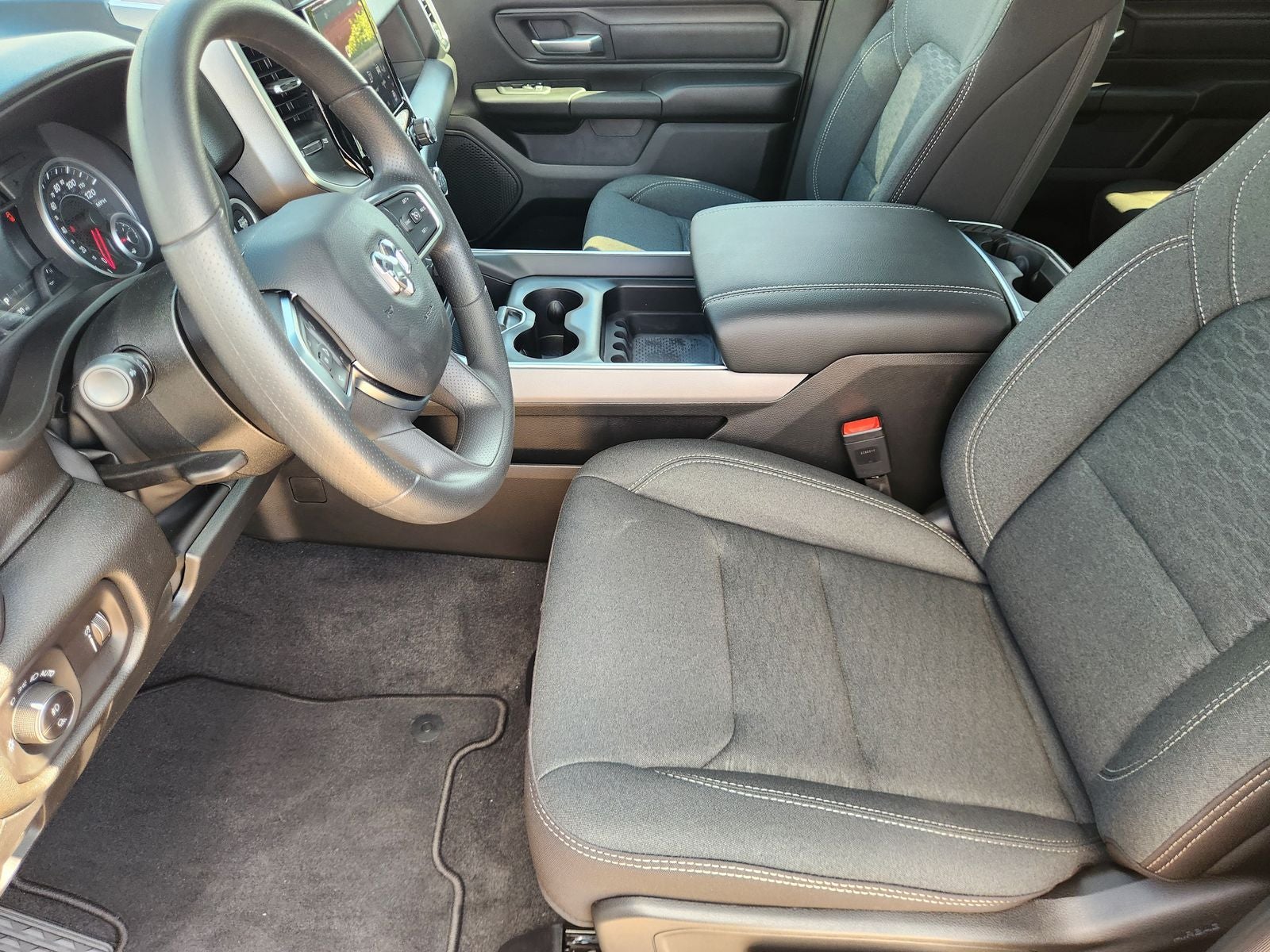 2026 RAM Ram 1500 RAM 1500 EXPRESS CREW CAB 4X4 5'7' BOX