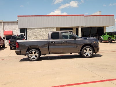 2026 RAM Ram 1500 RAM 1500 EXPRESS QUAD CAB 4X2 6'4' BOX