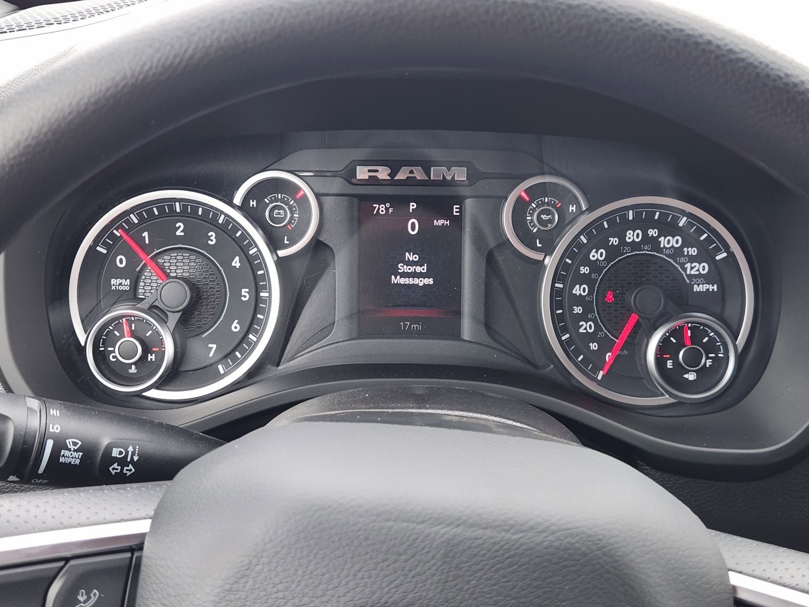 2026 RAM Ram 1500 RAM 1500 EXPRESS QUAD CAB 4X2 6'4' BOX