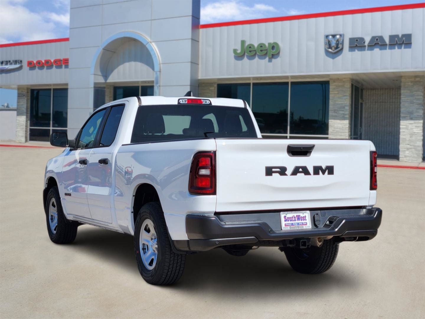 2026 RAM Ram 1500 RAM 1500 TRADESMAN QUAD CAB 4X2 6'4' BOX
