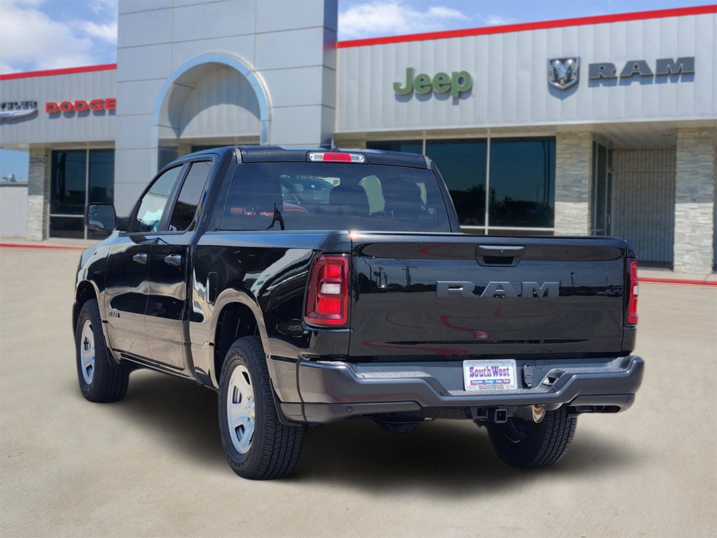 2026 RAM Ram 1500 RAM 1500 TRADESMAN QUAD CAB 4X2 6'4' BOX