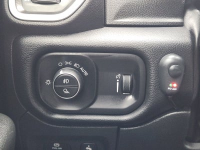 2023 RAM Ram 1500 Lone Star Crew Cab 4x4 5'7' Box