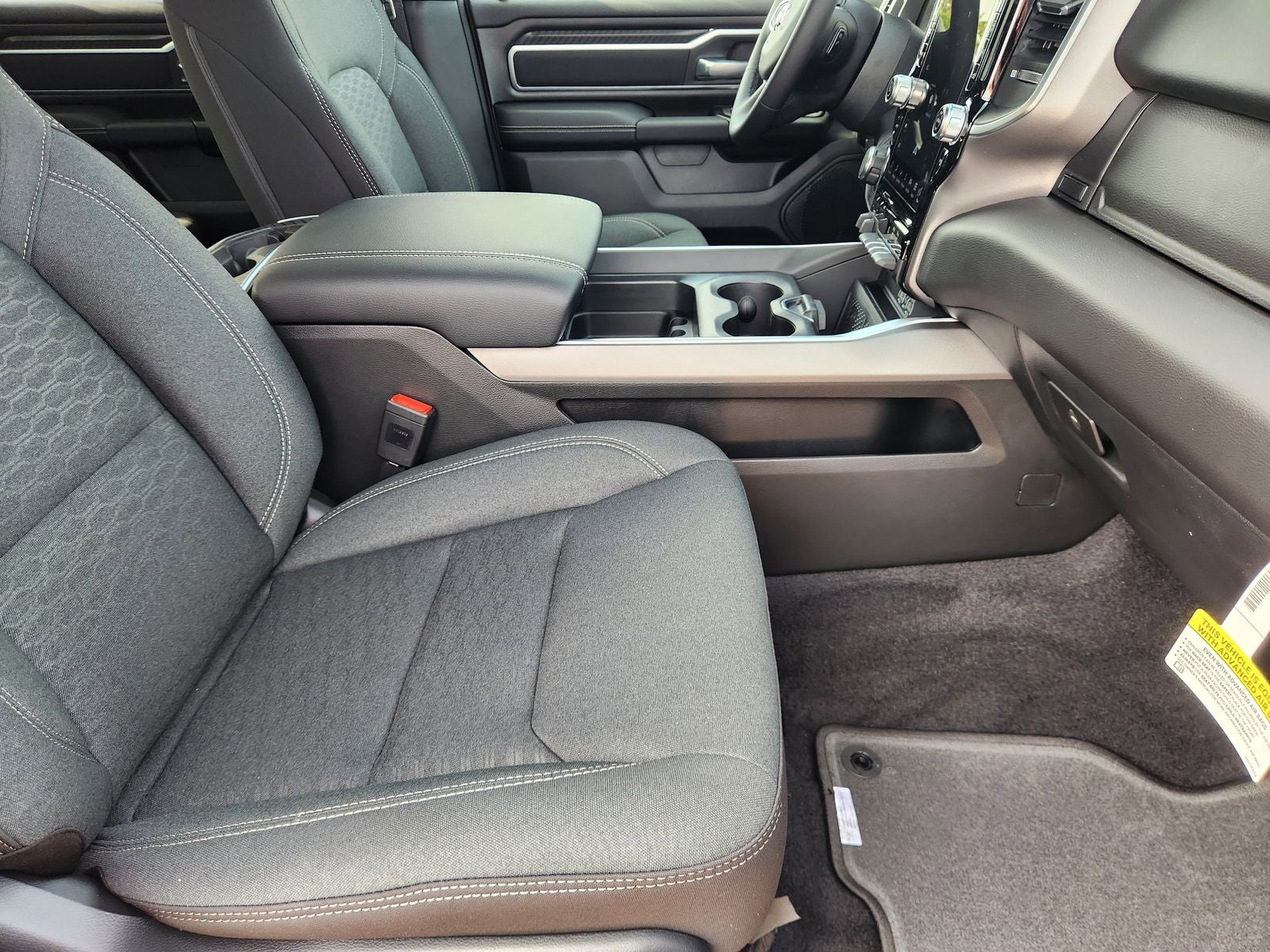 2026 RAM Ram 1500 RAM 1500 LONE STAR CREW CAB 4X4 5'7' BOX