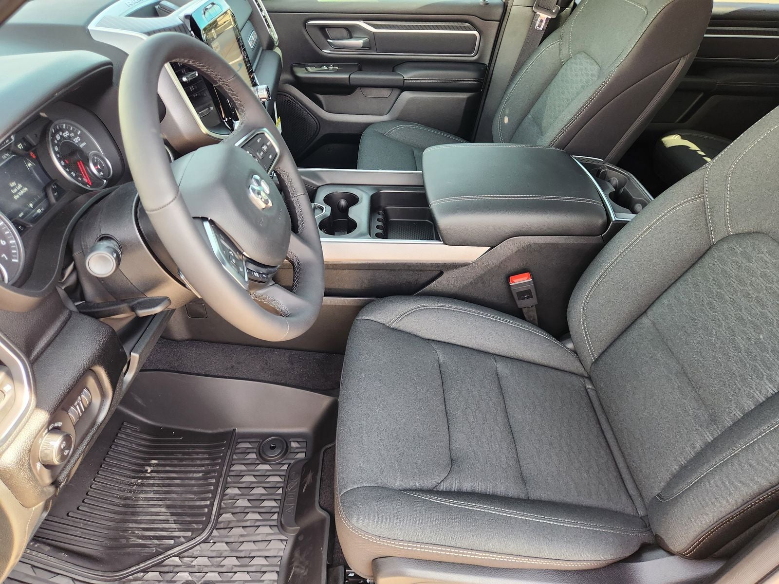 2026 RAM Ram 1500 RAM 1500 LONE STAR CREW CAB 4X4 5'7' BOX