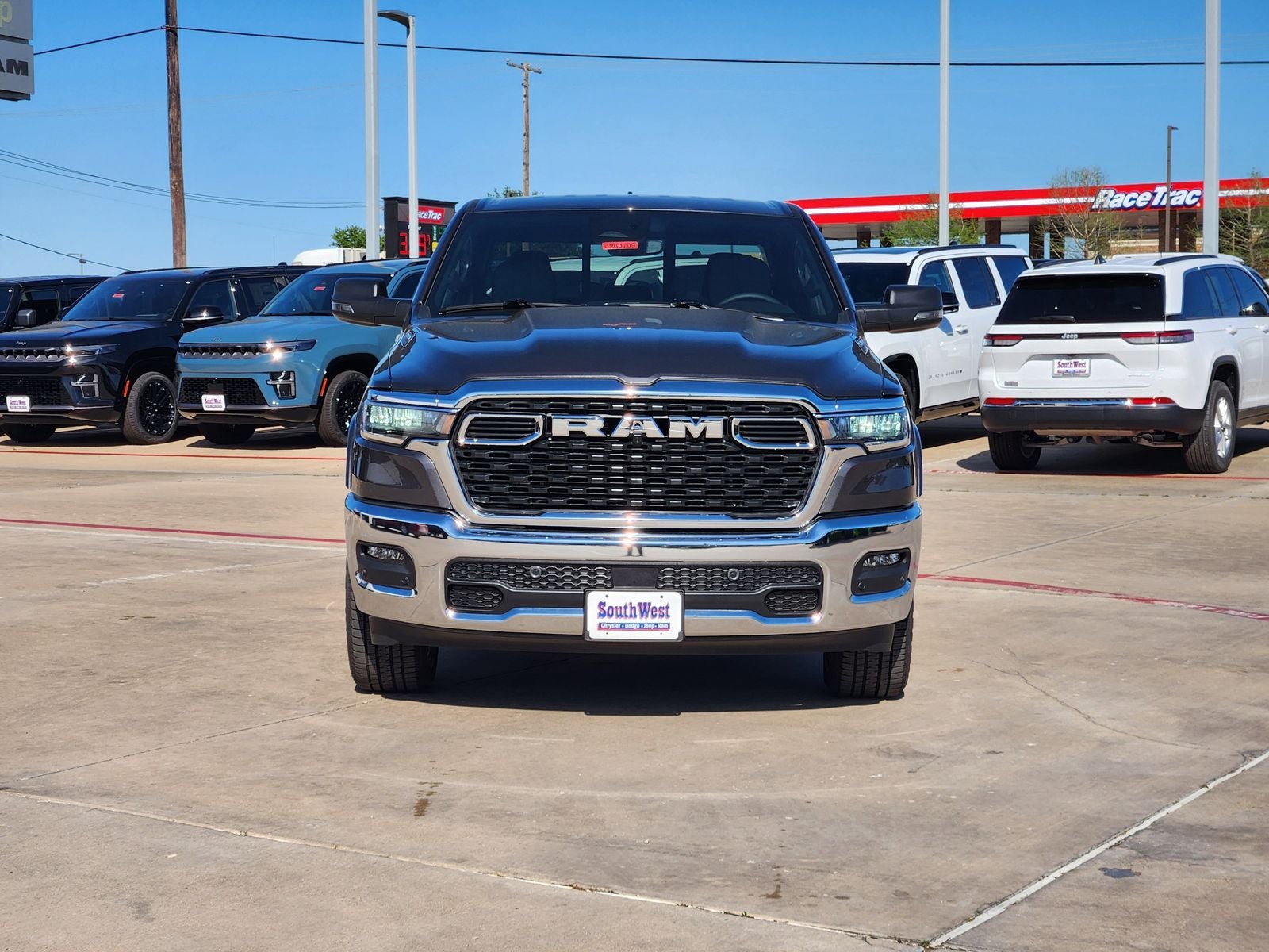 2026 RAM Ram 1500 RAM 1500 LONE STAR CREW CAB 4X4 5'7' BOX