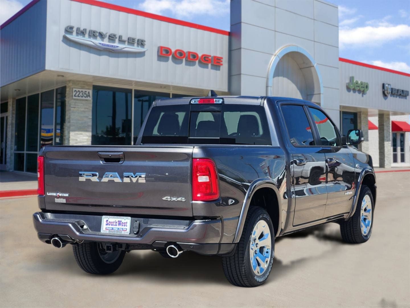 2026 RAM Ram 1500 RAM 1500 LONE STAR CREW CAB 4X4 5'7' BOX