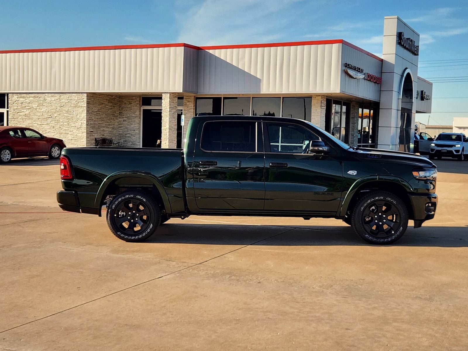 2026 RAM Ram 1500 RAM 1500 LONE STAR CREW CAB 4X4 5'7' BOX