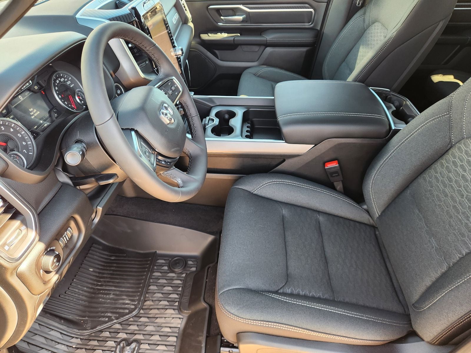 2026 RAM Ram 1500 RAM 1500 LONE STAR CREW CAB 4X4 5'7' BOX