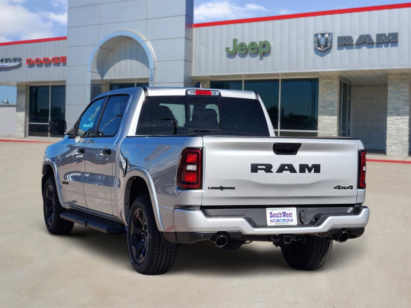 2026 RAM Ram 1500 RAM 1500 LONE STAR CREW CAB 4X4 5'7' BOX