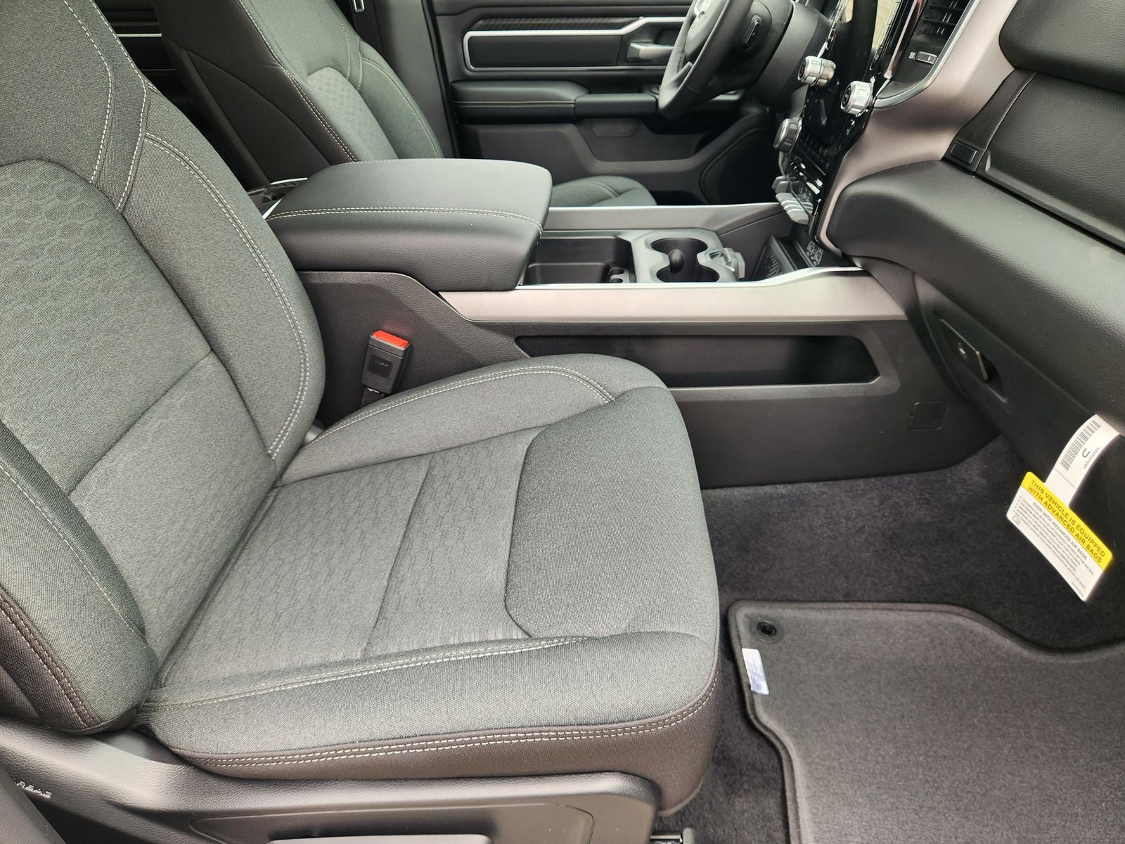 2026 RAM Ram 1500 RAM 1500 LONE STAR CREW CAB 4X4 5'7' BOX