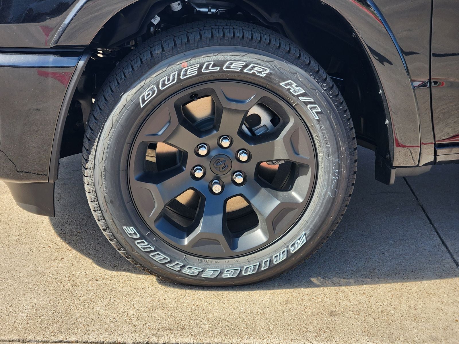 2026 RAM Ram 1500 RAM 1500 LONE STAR CREW CAB 4X4 5'7' BOX