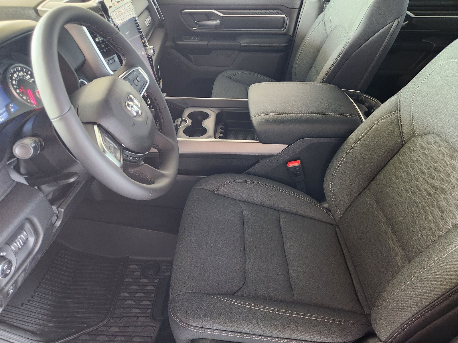 2026 RAM Ram 1500 RAM 1500 LONE STAR CREW CAB 4X4 5'7' BOX