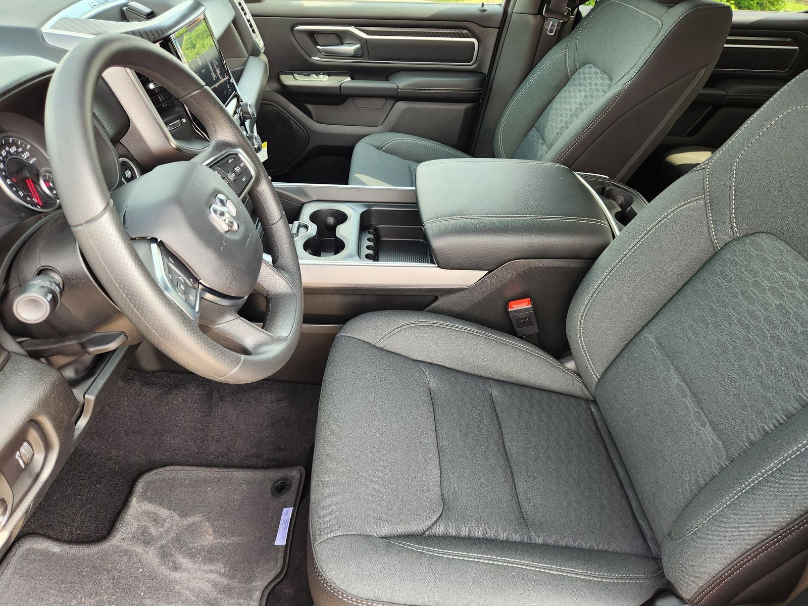 2026 RAM Ram 1500 RAM 1500 LONE STAR CREW CAB 4X4 5'7' BOX