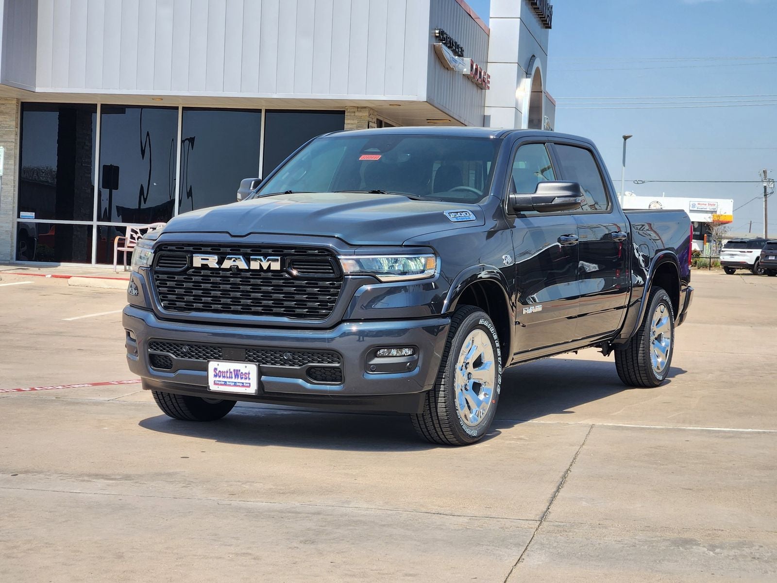 2026 RAM Ram 1500 RAM 1500 LONE STAR CREW CAB 4X4 5'7' BOX