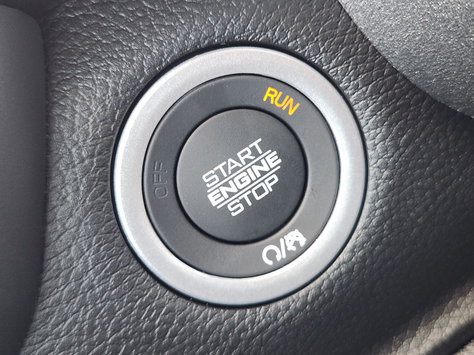 2027 RAM Ram 1500 RAM 1500 EXPRESS CREW CAB 4X4 5'7' BOX
