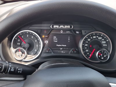 2027 RAM Ram 1500 RAM 1500 EXPRESS CREW CAB 4X4 5'7' BOX