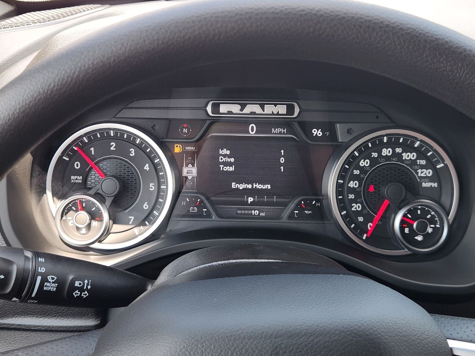 2027 RAM Ram 1500 RAM 1500 EXPRESS CREW CAB 4X4 5'7' BOX
