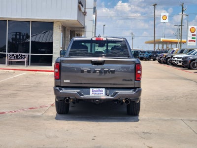 2027 RAM Ram 1500 RAM 1500 EXPRESS CREW CAB 4X4 5'7' BOX