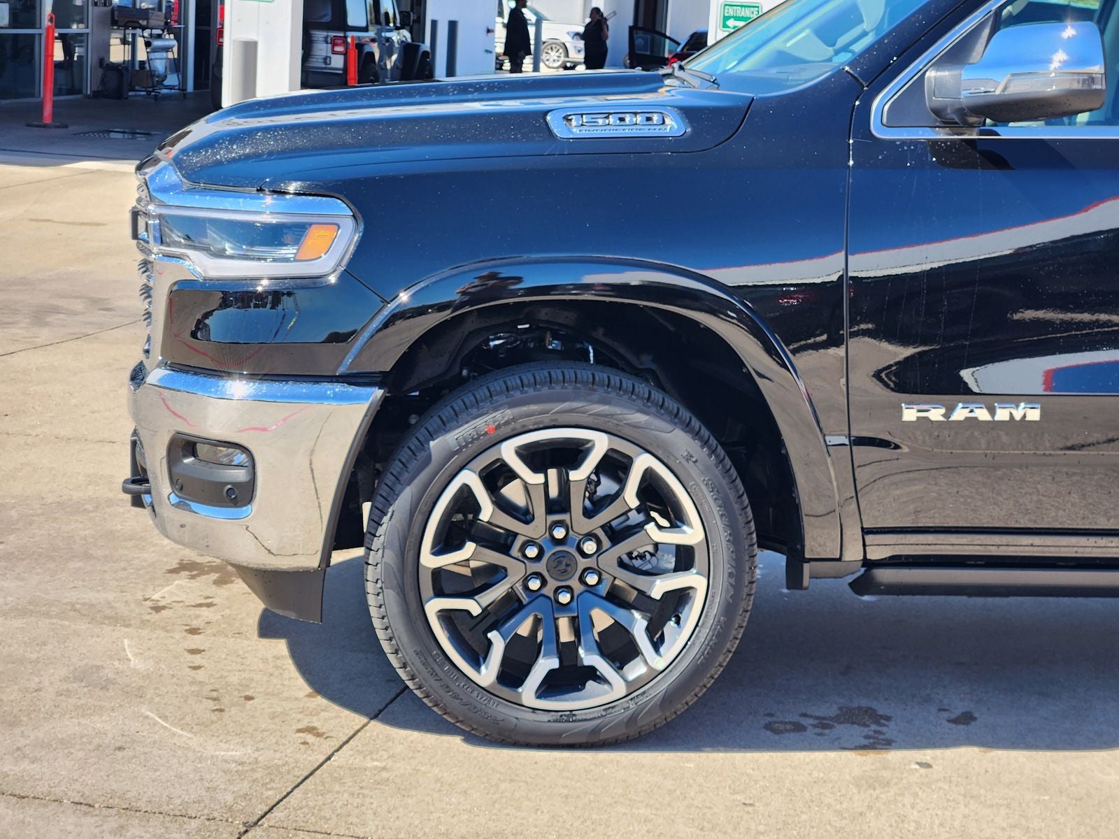 2026 RAM Ram 1500 RAM 1500 LIMITED LONGHORN CREW CAB 4X4 5'7' BOX