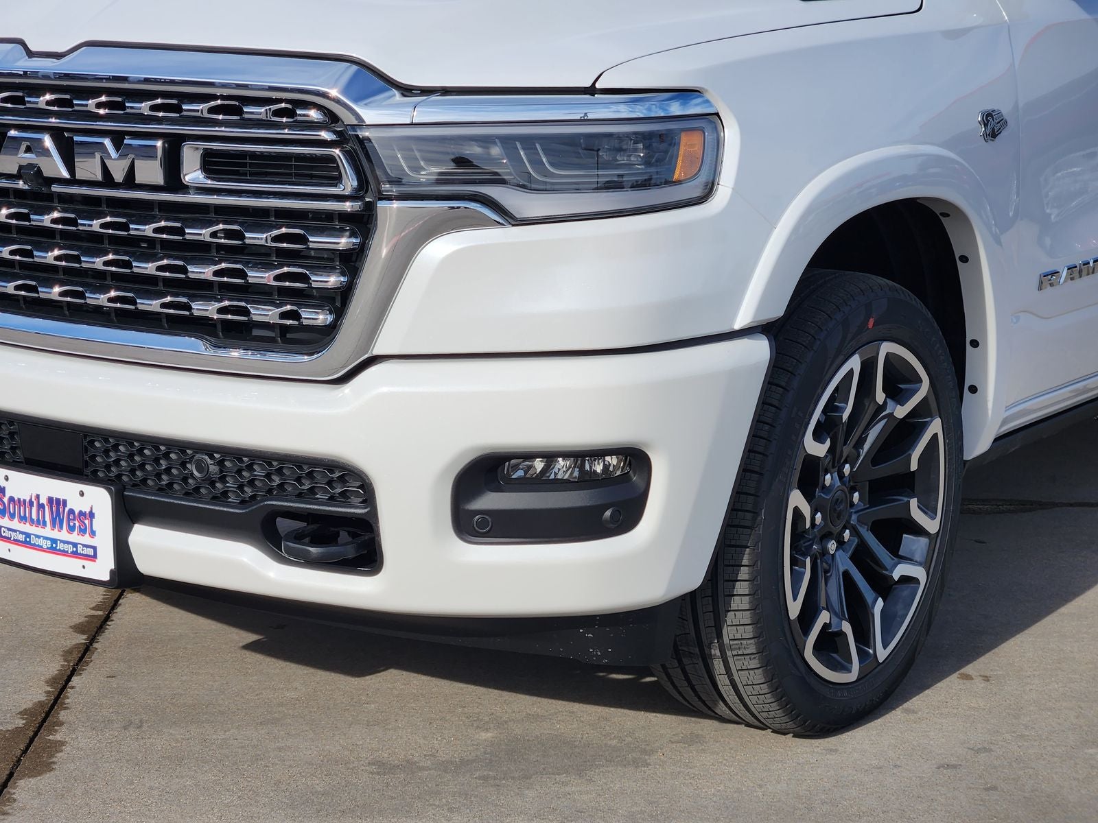 2026 RAM Ram 1500 RAM 1500 LIMITED LONGHORN CREW CAB 4X4 5'7' BOX