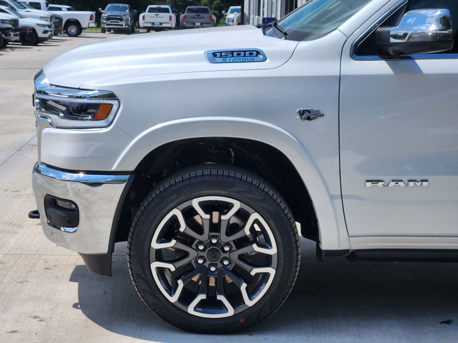2026 RAM Ram 1500 RAM 1500 LIMITED LONGHORN CREW CAB 4X4 5'7' BOX