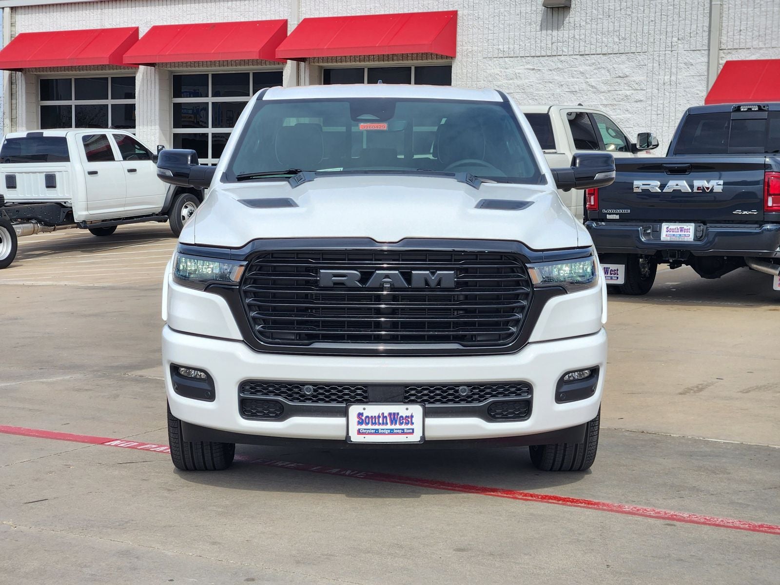 2026 RAM Ram 1500 RAM 1500 LARAMIE CREW CAB 4X4 5'7' BOX