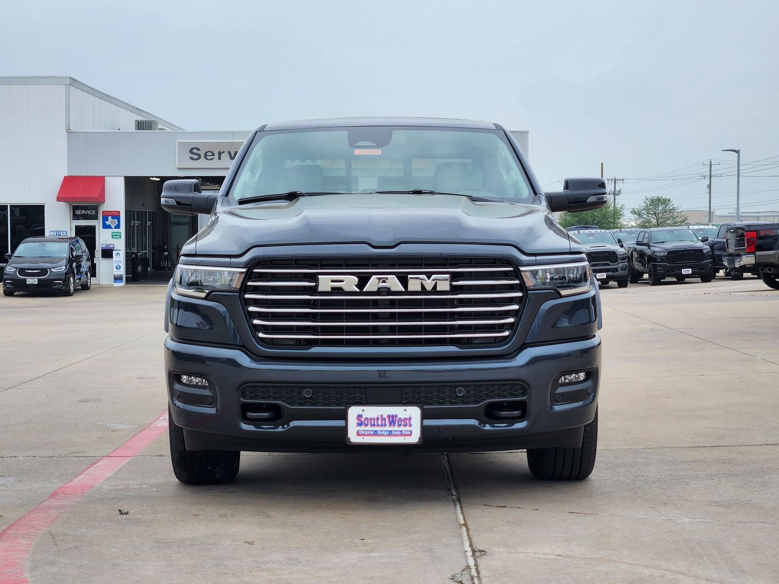 2026 RAM Ram 1500 RAM 1500 LARAMIE CREW CAB 4X4 5'7' BOX