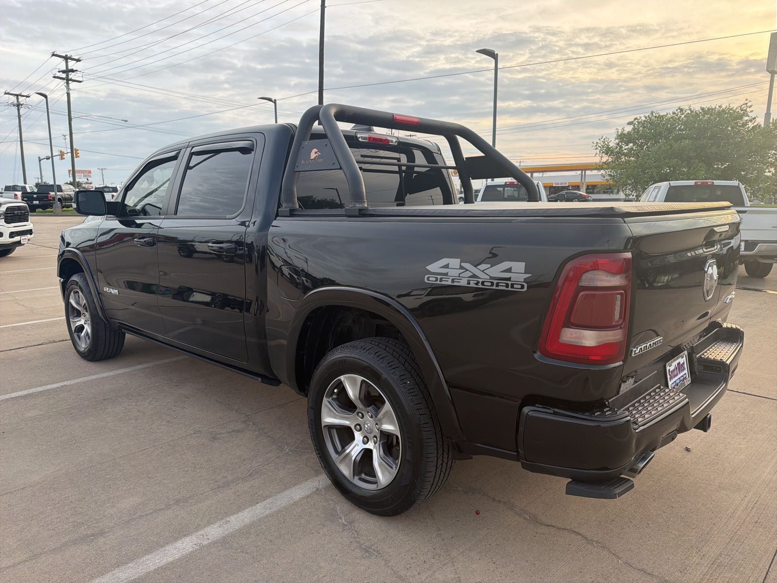 2020 RAM Ram 1500 Laramie Crew Cab 4x4 5'7' Box