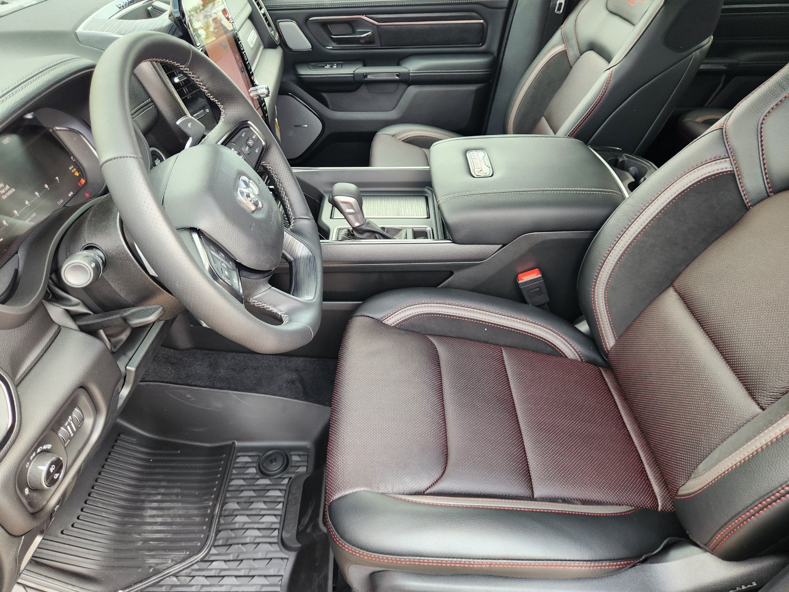 2027 RAM Ram 1500 RAM 1500 REBEL CREW CAB 4X4 5'7' BOX