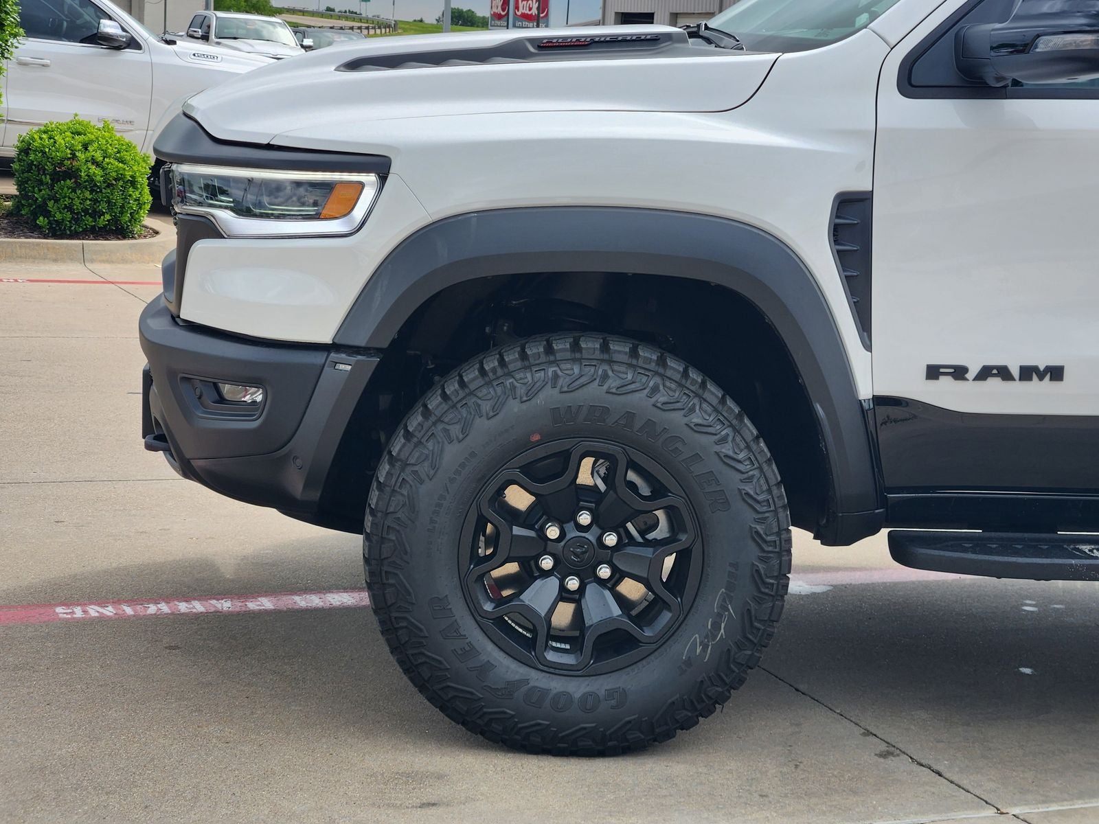 2026 RAM Ram 1500 RAM 1500 RHO CREW CAB 4X4 5'7' BOX