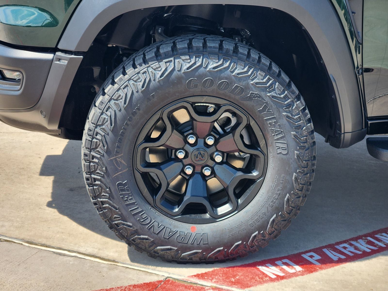 2026 RAM Ram 1500 RAM 1500 RHO CREW CAB 4X4 5'7' BOX