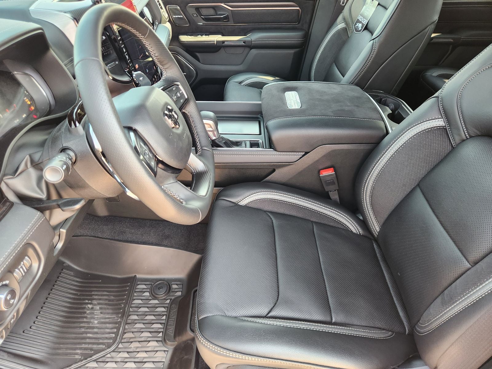 2026 RAM Ram 1500 RAM 1500 RHO CREW CAB 4X4 5'7' BOX