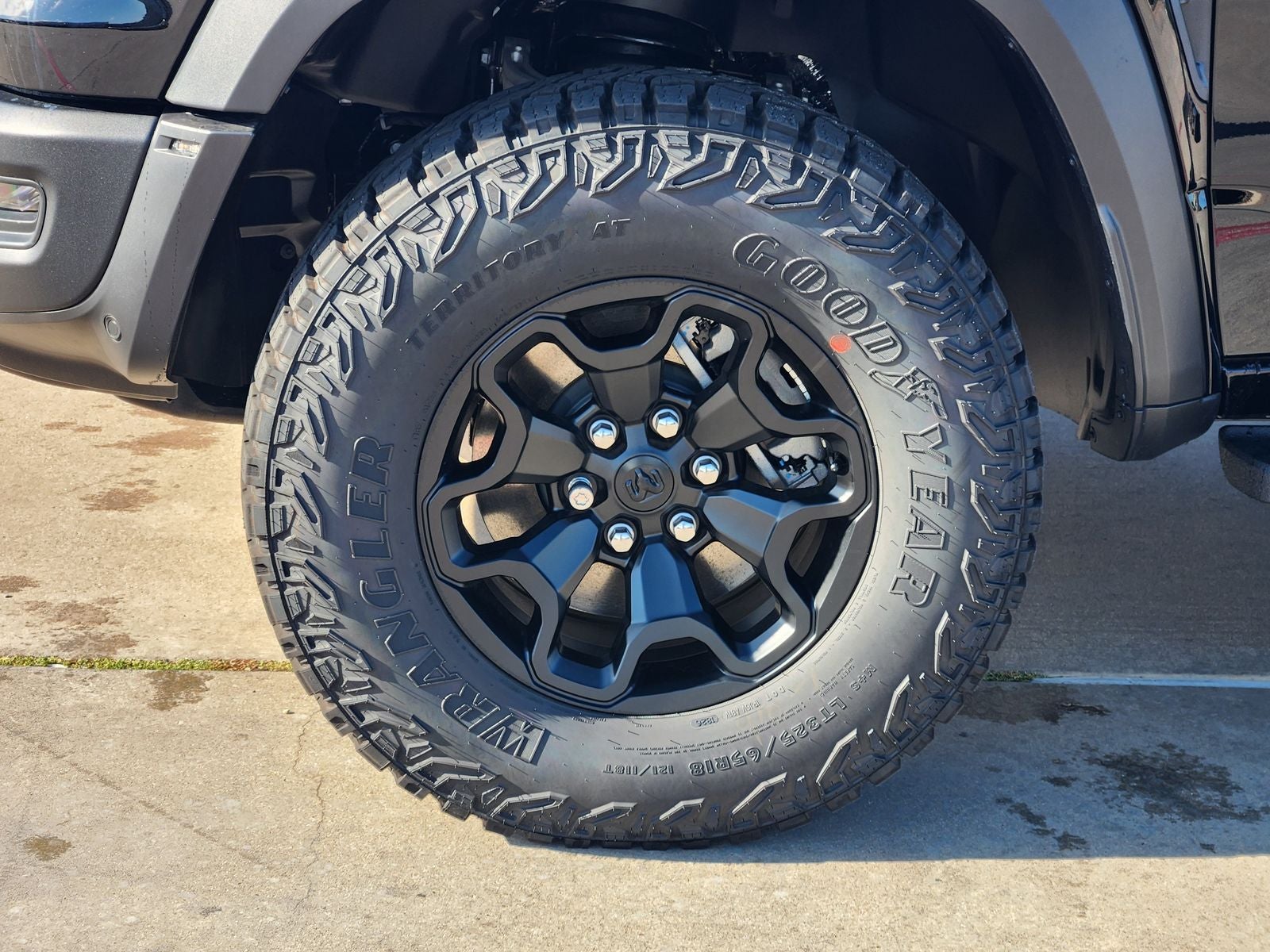 2026 RAM Ram 1500 RAM 1500 RHO CREW CAB 4X4 5'7' BOX