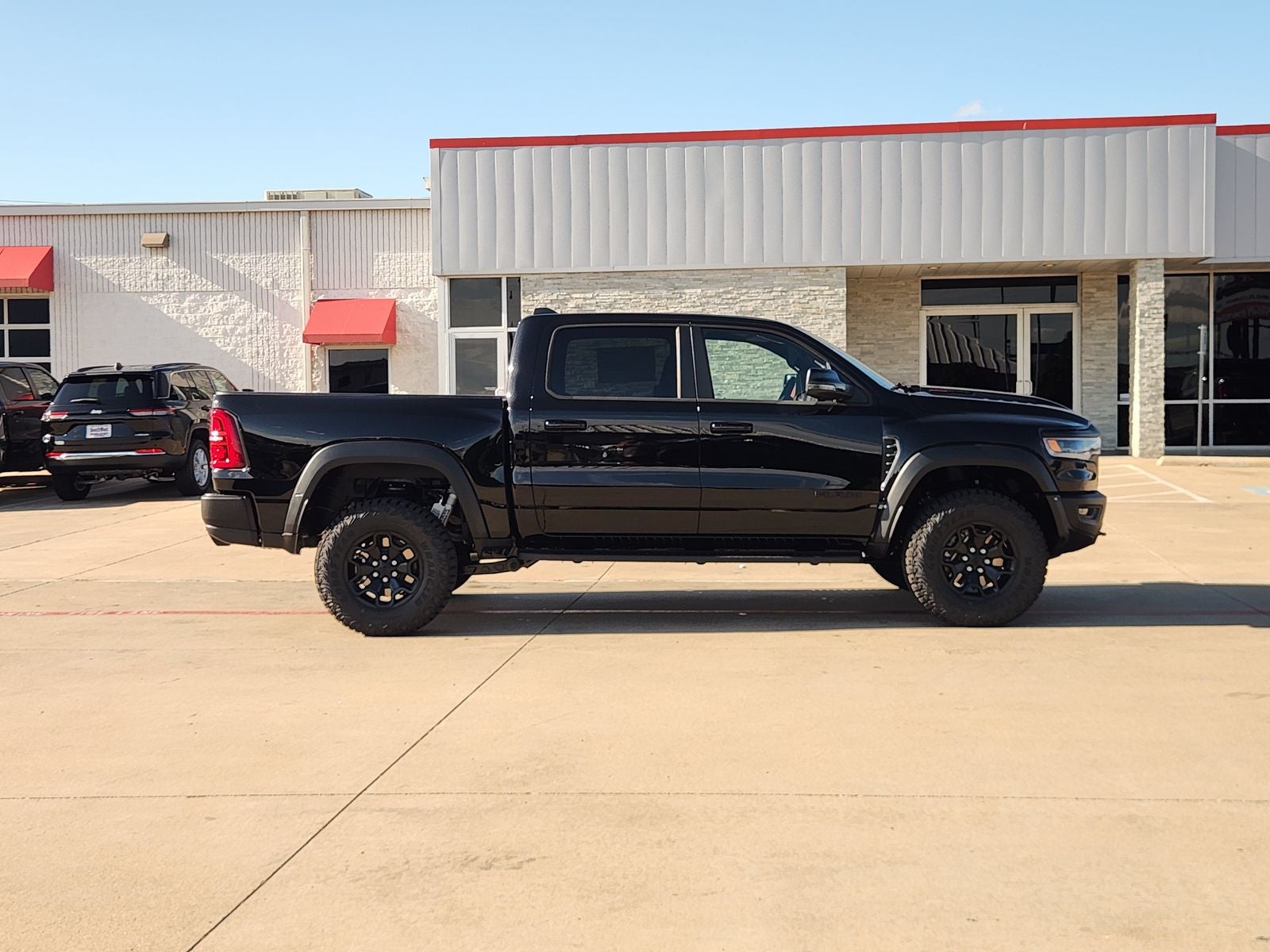 2026 RAM Ram 1500 RAM 1500 RHO CREW CAB 4X4 5'7' BOX