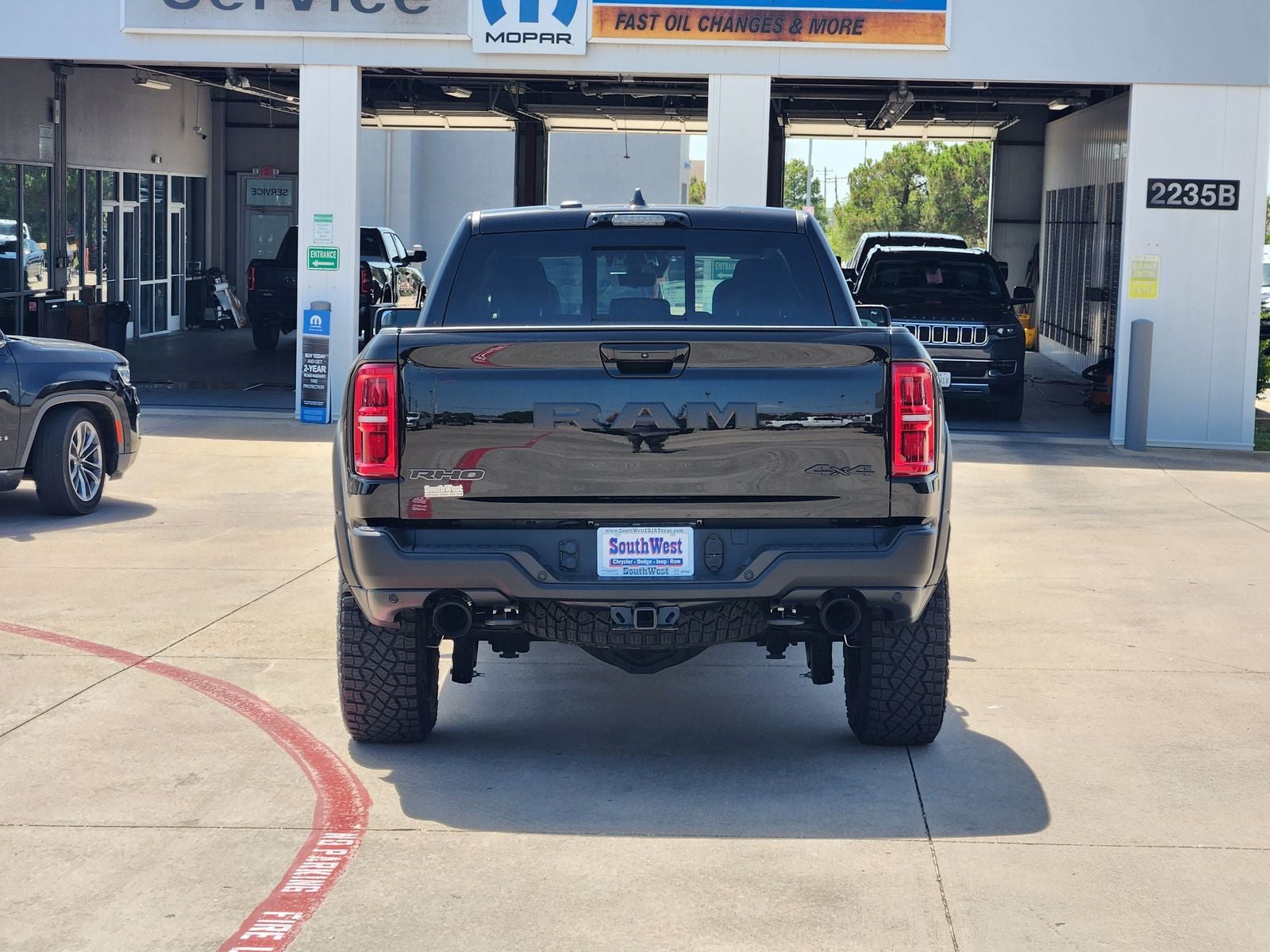 2026 RAM Ram 1500 RAM 1500 RHO CREW CAB 4X4 5'7' BOX