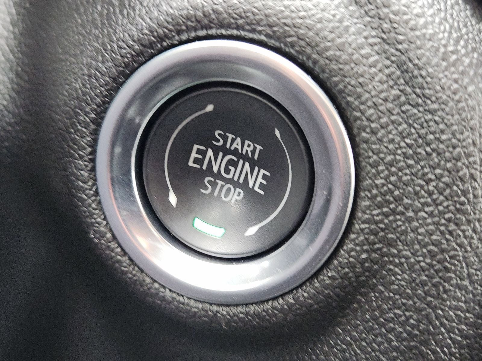 2025 Chevrolet Silverado 1500 4WD Crew Cab Short Bed Custom