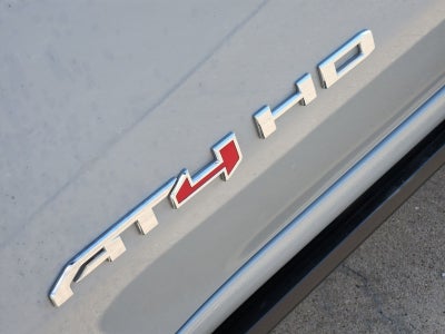 2024 GMC Sierra 2500HD 4WD Crew Cab Standard Bed AT4