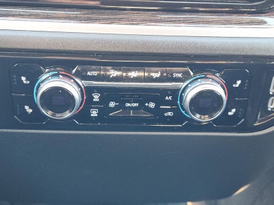 2023 GMC Sierra 1500 4WD Crew Cab Short Box Elevation with 3SB