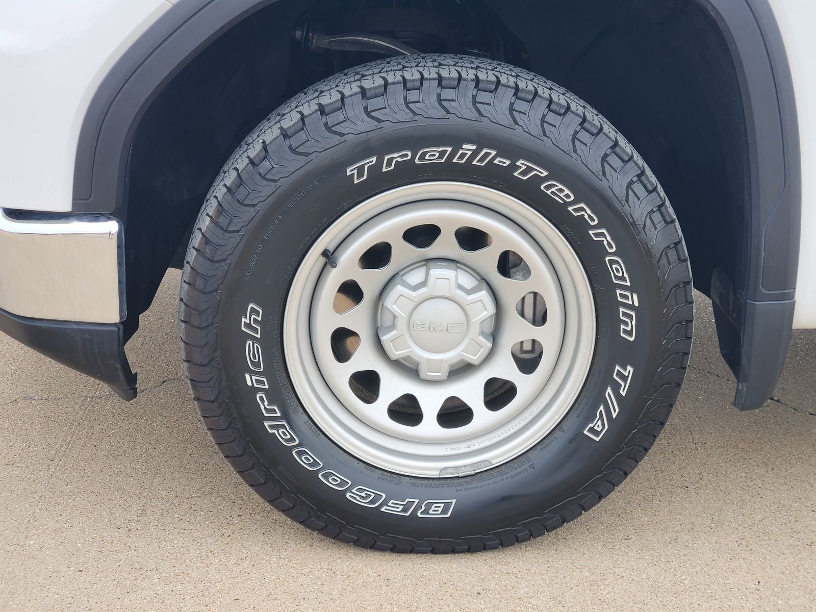 2024 GMC Sierra 1500 4WD Double Cab Standard Box Pro