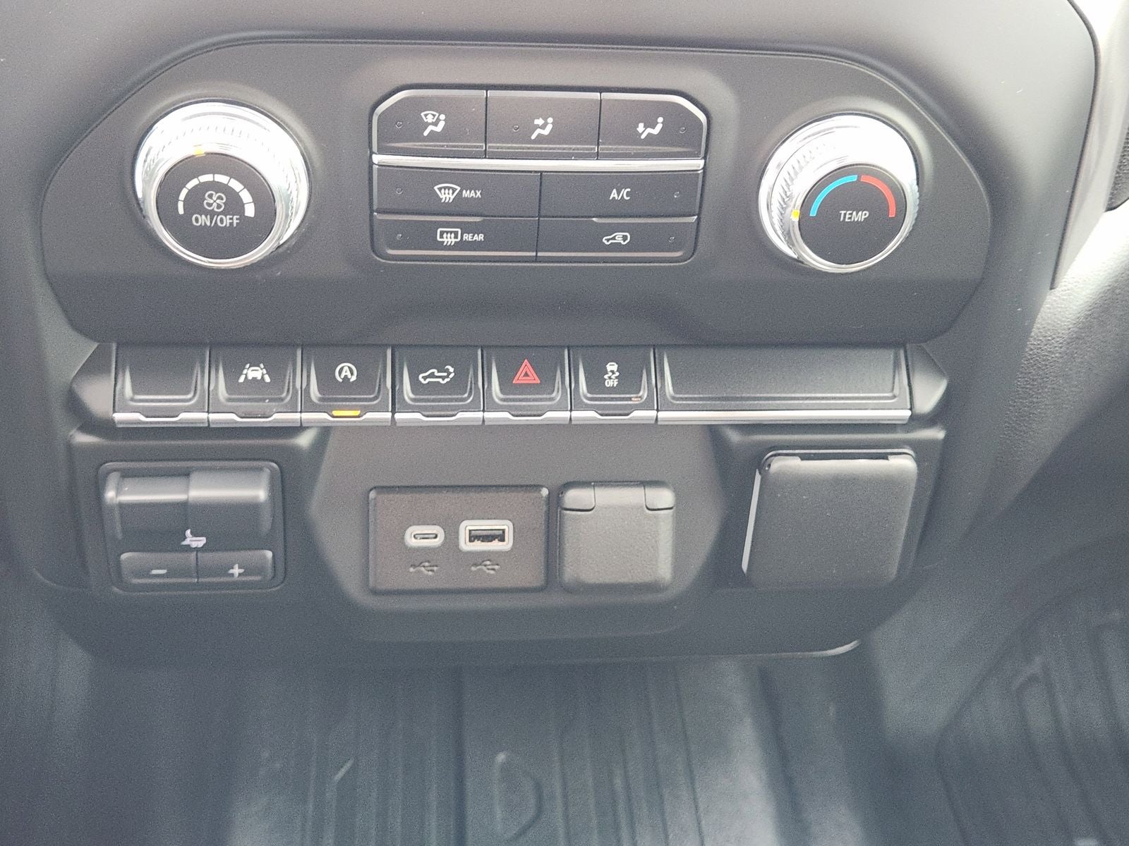 2024 GMC Sierra 1500 4WD Double Cab Standard Box Pro