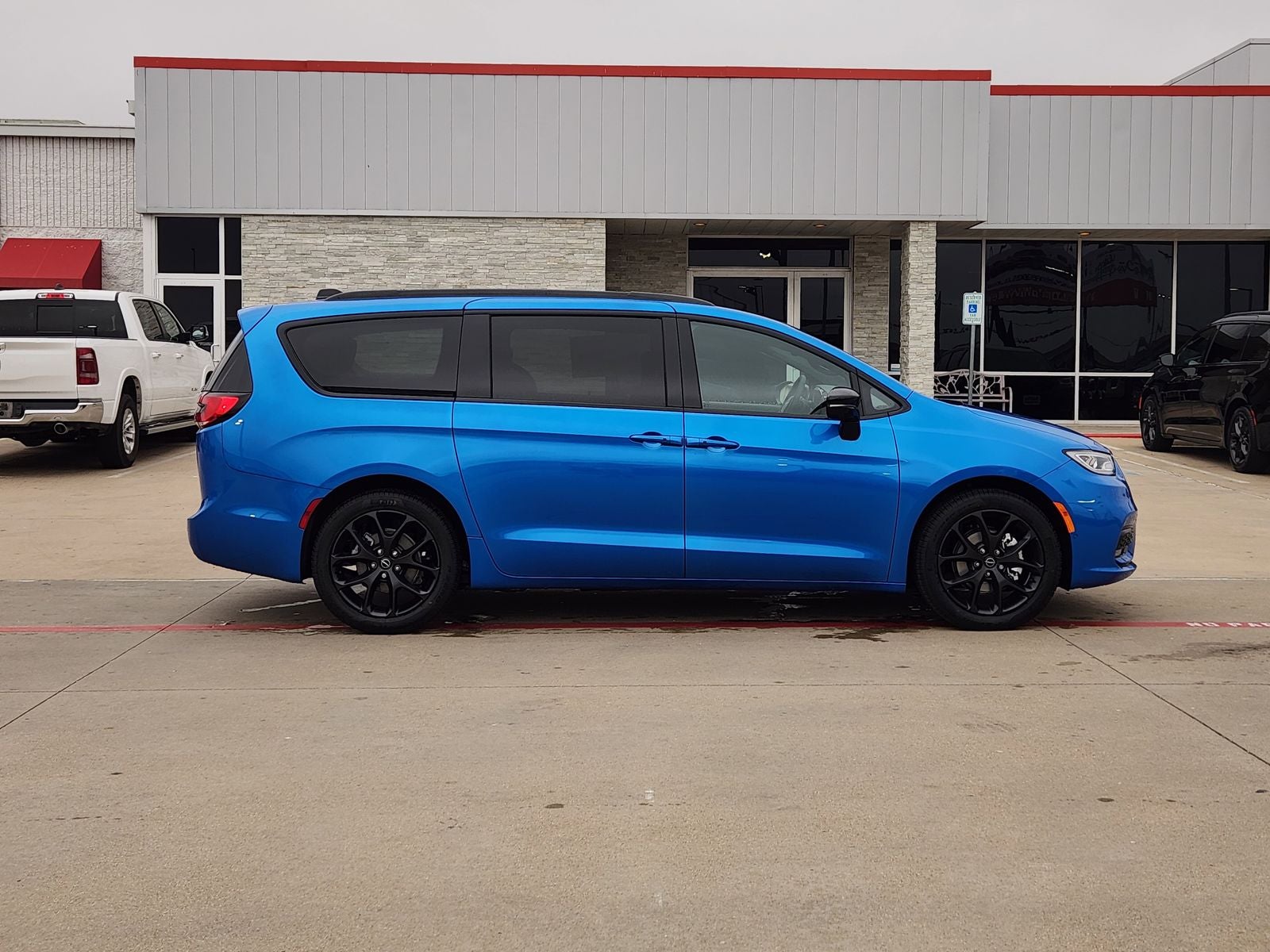 2026 Chrysler Pacifica PACIFICA SELECT